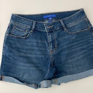Apt. 9 denim shorts—never worn